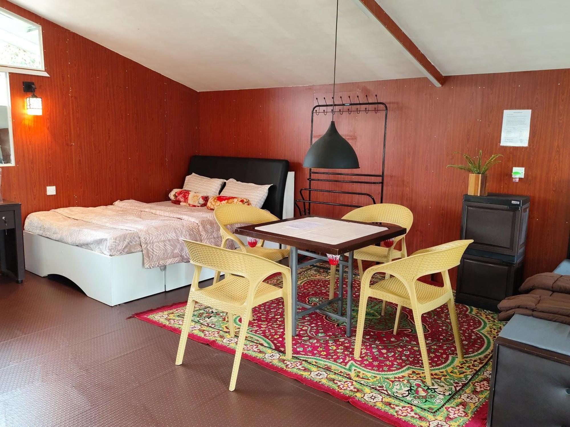 Townside Lodge نوفارا إيلِيا الغرفة الصورة