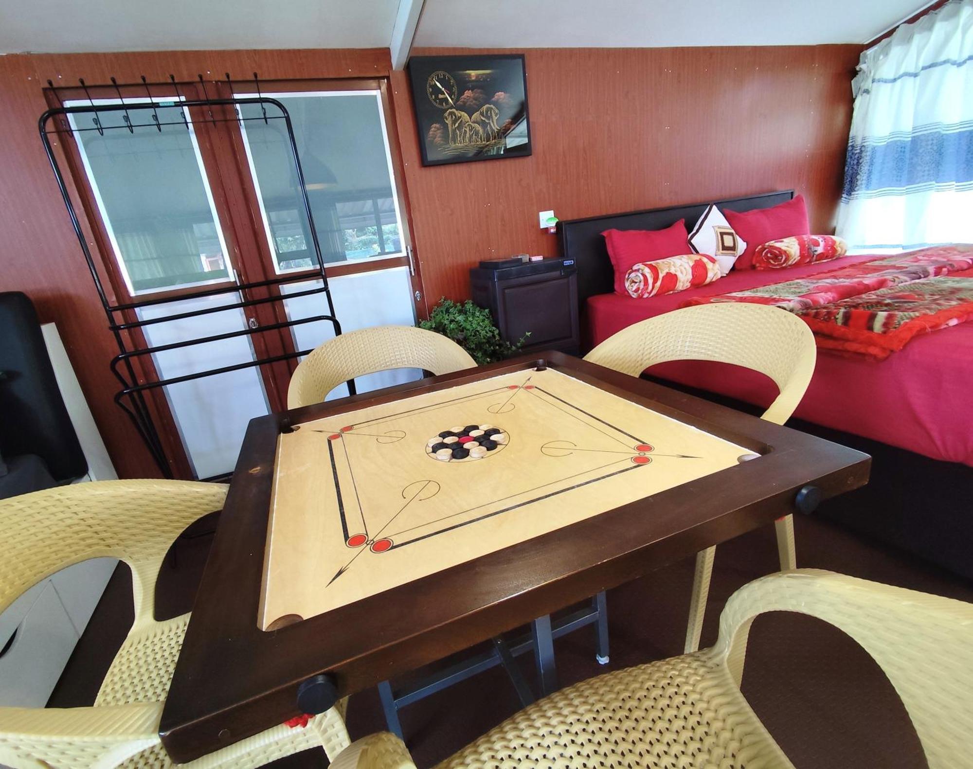 Townside Lodge نوفارا إيلِيا المظهر الخارجي الصورة