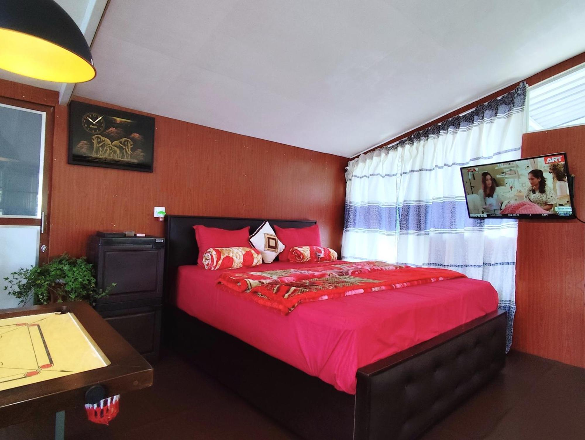 Townside Lodge نوفارا إيلِيا المظهر الخارجي الصورة